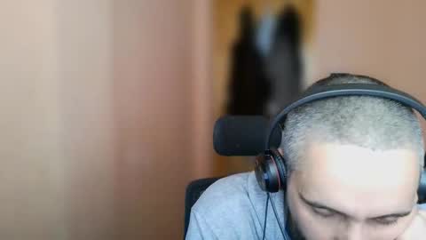 lefrenchiies online show from 23, 2, 2026