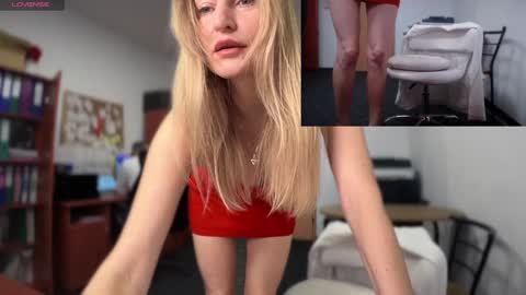 LegsLONG online show from 6, 12, 2024