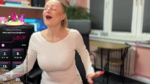 Snapshot of legslong chatting on 9, 1, 2026 LegsLONG online show from 9, 1, 2026