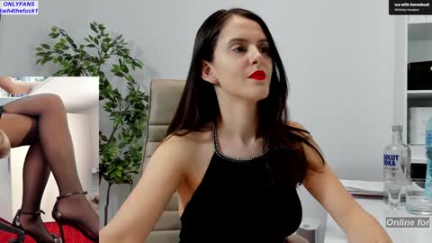 Snapshot of legswattitude chatting on 27, 2, 2026 Elle online show from 27, 2, 2026