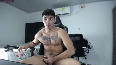 Snapshot of lei_77 chatting on 21, 12, 2024  Lei  online show from 21, 12, 2024