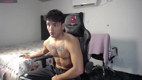 Snapshot of lei_77 chatting on 5, 1, 2025  Lei  online show from 5, 1, 2025