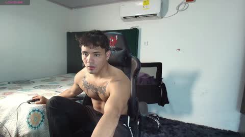 Snapshot of lei_77 chatting on 17, 1, 2025  Lei  online show from 17, 1, 2025