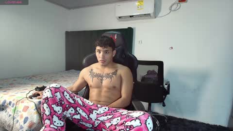 Snapshot of lei_77 chatting on 24, 1, 2025  Lei  online show from 24, 1, 2025
