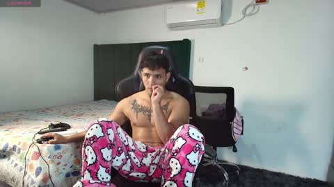 Snapshot of lei_77 chatting on 25, 1, 2025  Lei  online show from 25, 1, 2025