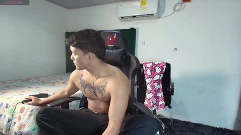 Snapshot of lei_77 chatting on 25, 1, 2025  Lei  online show from 25, 1, 2025