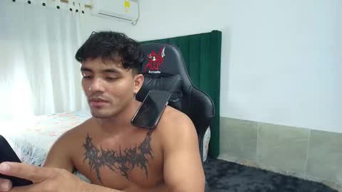 Snapshot of lei_77 chatting on 4, 10, 2025  Lei  online show from 4, 10, 2025