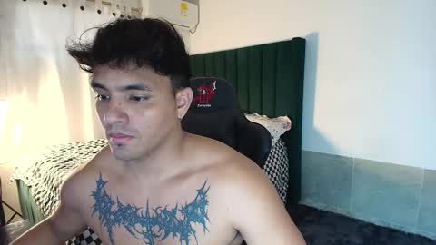 Snapshot of lei_77 chatting on 15, 10, 2025  Lei  online show from 15, 10, 2025