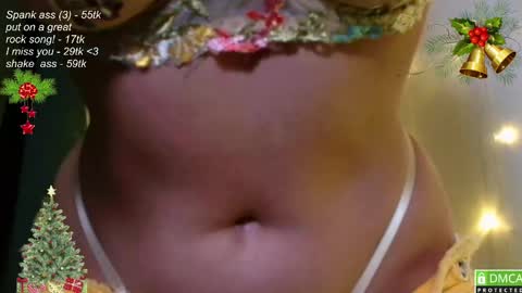 Snapshot of leia_bell chatting on 4, 1, 2025 hey Im Leia and I love rock online show from 4, 1, 2025