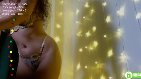 Snapshot of leia_bell chatting on 17, 1, 2025 hey Im Leia and I love rock online show from 17, 1, 2025