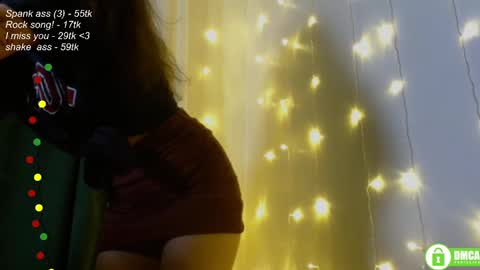 Snapshot of leia_bell chatting on 23, 2, 2025 hey Im Leia and I love rock online show from 23, 2, 2025