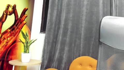 leia_cooper online show from 16, 12, 2025