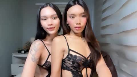 Snapshot of leiah_goddessx chatting on 21, 12, 2025 Leiah online show from 21, 12, 2025