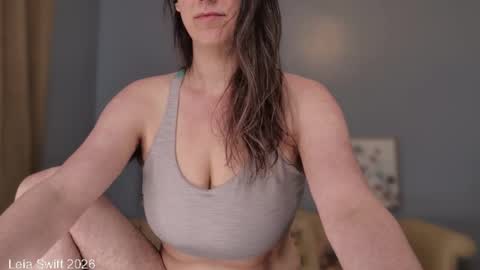 Snapshot of leiaswift chatting on 16, 2, 2026 Leia Swift online show from 16, 2, 2026