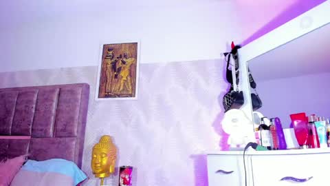 leidy_lara online show from 24, 4, 2026