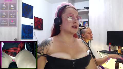 Snapshot of leidycrstnch21 chatting on 18, 10, 2025 LeidyDi223 online show from 18, 10, 2025