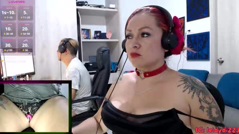 Snapshot of leidycrstnch21 chatting on 24, 10, 2025 LeidyDi223 online show from 24, 10, 2025