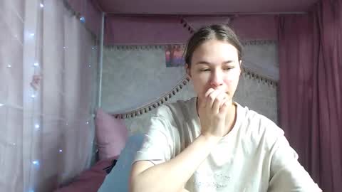 leila_bambi_ online show from 26, 11, 2025