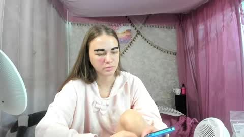 Snapshot of leila_bambi_ chatting on 13, 5, 2026 leila_bambi_ online show from 13, 5, 2026