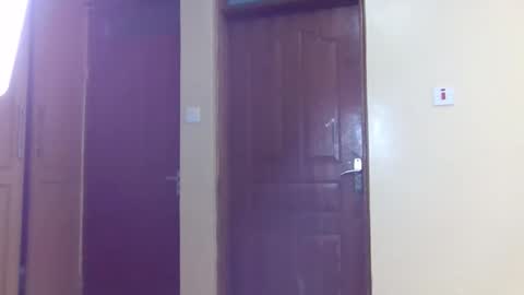 Leila online show from 25, 4, 2026