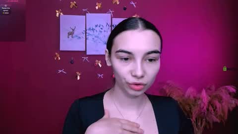 Snapshot of leila_viper_ chatting on 6, 1, 2026 leila_viper_ online show from 6, 1, 2026