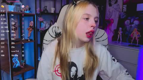 Leila online show from 23, 11, 2025