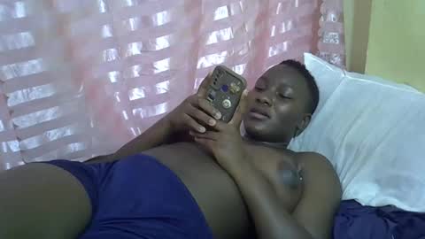 leilah_cute19 online show from 15, 5, 2026