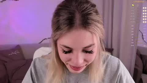 Snapshot of leilalafleur_ chatting on 3, 5, 2026 leilalafleur_ online show from 3, 5, 2026