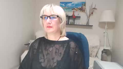 Snapshot of leilamays chatting on 23, 1, 2025 Leila Kinky online show from 23, 1, 2025
