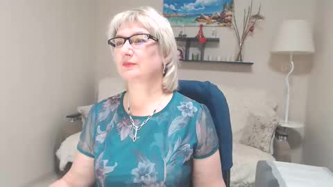 Snapshot of leilamays chatting on 30, 1, 2025 Leila Kinky online show from 30, 1, 2025