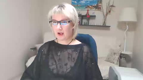 Snapshot of leilamays chatting on 31, 1, 2025 Leila Kinky online show from 31, 1, 2025