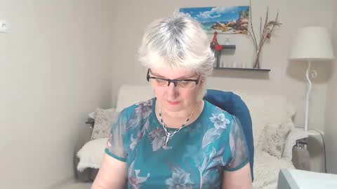 Snapshot of leilamays chatting on 21, 2, 2025 Leila Kinky online show from 21, 2, 2025