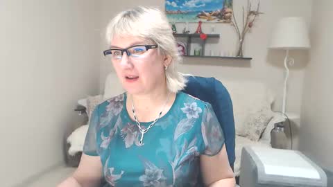 Snapshot of leilamays chatting on 23, 2, 2025 Leila Kinky online show from 23, 2, 2025