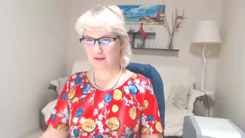 Snapshot of leilamays chatting on 28, 2, 2025 Leila Kinky online show from 28, 2, 2025