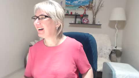 Snapshot of leilamays chatting on 26, 2, 2026 Leila Kinky online show from 26, 2, 2026