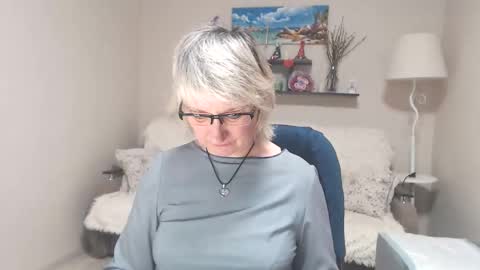 Snapshot of leilamays chatting on 5, 6, 2026 Leila Kinky online show from 5, 6, 2026