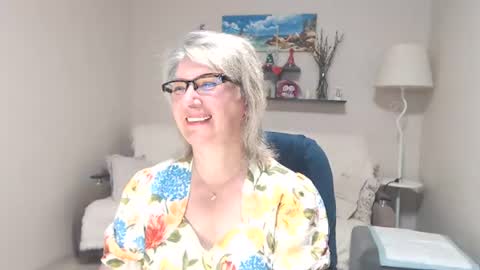 Snapshot of leilamays chatting on 3, 7, 2026 Leila Kinky online show from 3, 7, 2026