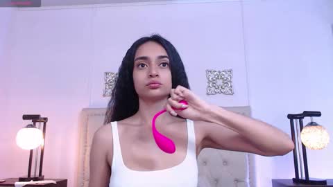 leilani_x online show from 23, 10, 2025
