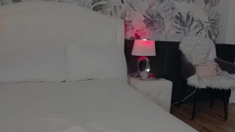 Leila online show from 4, 2, 2026