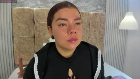 leilapons online show from 18, 1, 2026