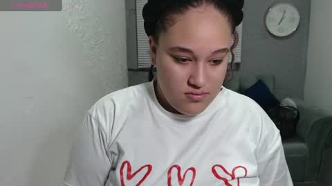 Snapshot of leilasosexy chatting on 9, 7, 2026 leilasosexy online show from 9, 7, 2026
