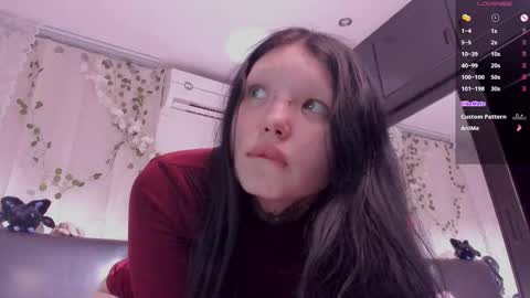 Snapshot of lein_bone chatting on 20, 9, 2025 Lein online show from 20, 9, 2025