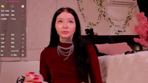 Snapshot of lein_bone chatting on 12, 10, 2025 Lein online show from 12, 10, 2025