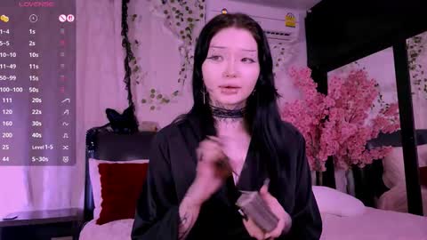 Snapshot of lein_bone chatting on 1, 11, 2025 Lein online show from 1, 11, 2025