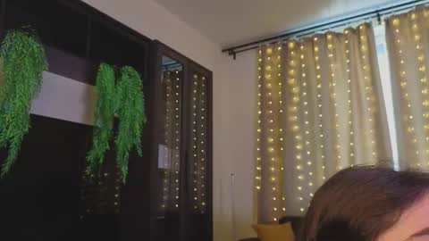 Snapshot of lekishaoderkirk chatting on 24, 9, 2025 Luna online show from 24, 9, 2025