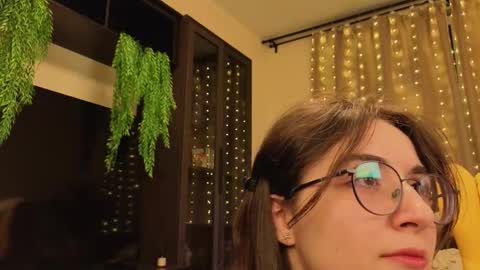 Snapshot of lekishaoderkirk chatting on 1, 10, 2025 Luna online show from 1, 10, 2025