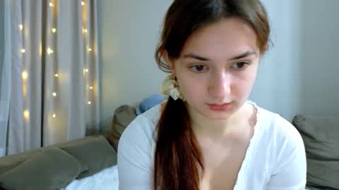 Snapshot of lelia_vibe chatting on 29, 10, 2025 Lelia online show from 29, 10, 2025