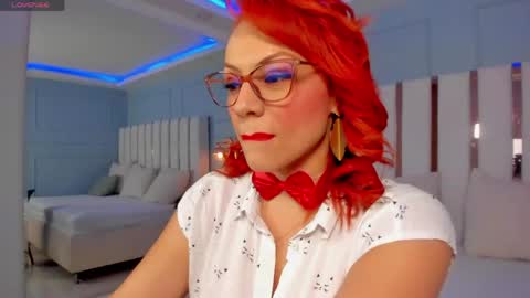 Leloo  online show from 18, 5, 2026
