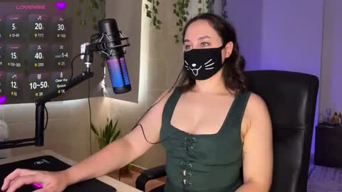 Snapshot of lemi_peachy chatting on 20, 10, 2025 Lemi online show from 20, 10, 2025