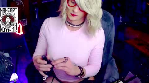 Lemon Stealing Whore online show from 15, 2, 2026